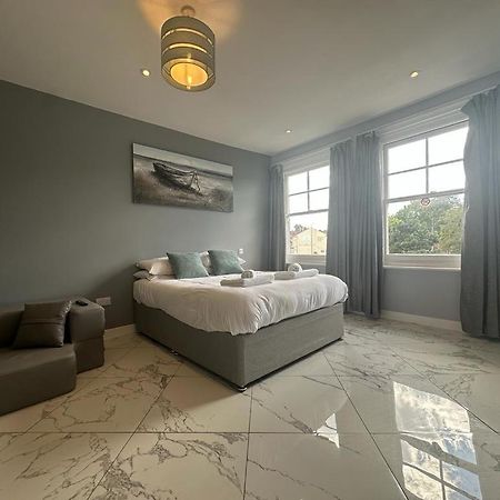 Hotel Aspire 860 Colchester Zewnętrze zdjęcie
