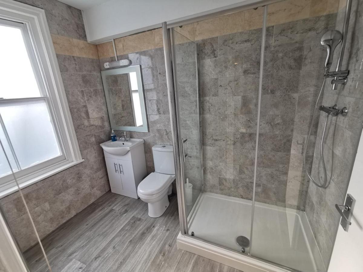Hotel Aspire 860 Colchester Zewnętrze zdjęcie