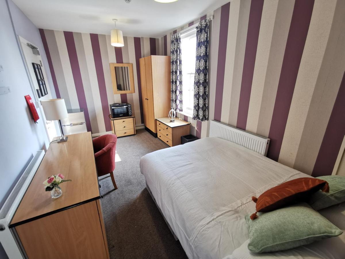 Hotel Aspire 860 Colchester Zewnętrze zdjęcie