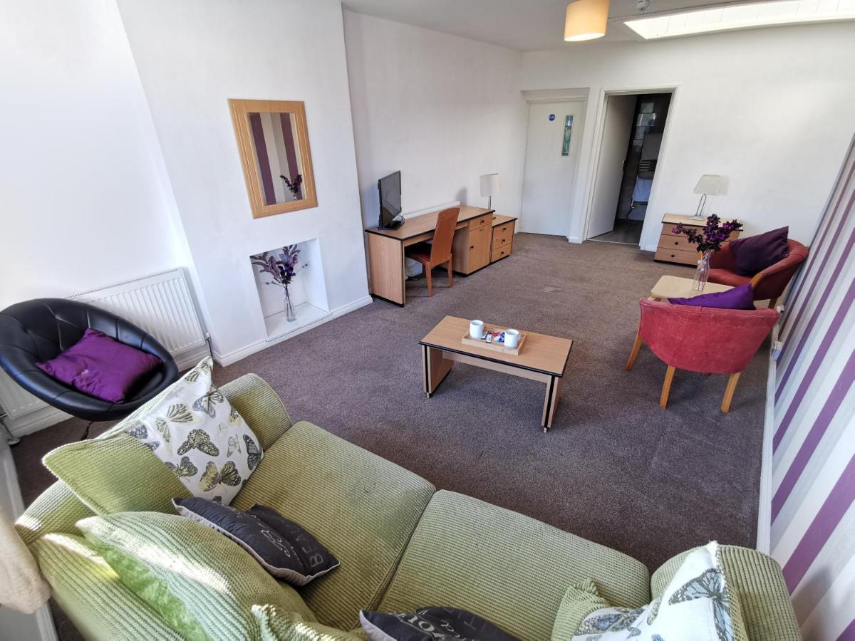 Hotel Aspire 860 Colchester Zewnętrze zdjęcie