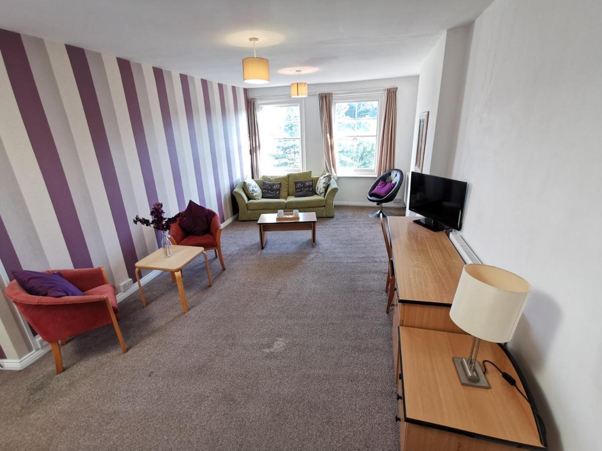 Hotel Aspire 860 Colchester Zewnętrze zdjęcie